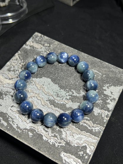 Design Bracelet | High quality Blue Kyanite