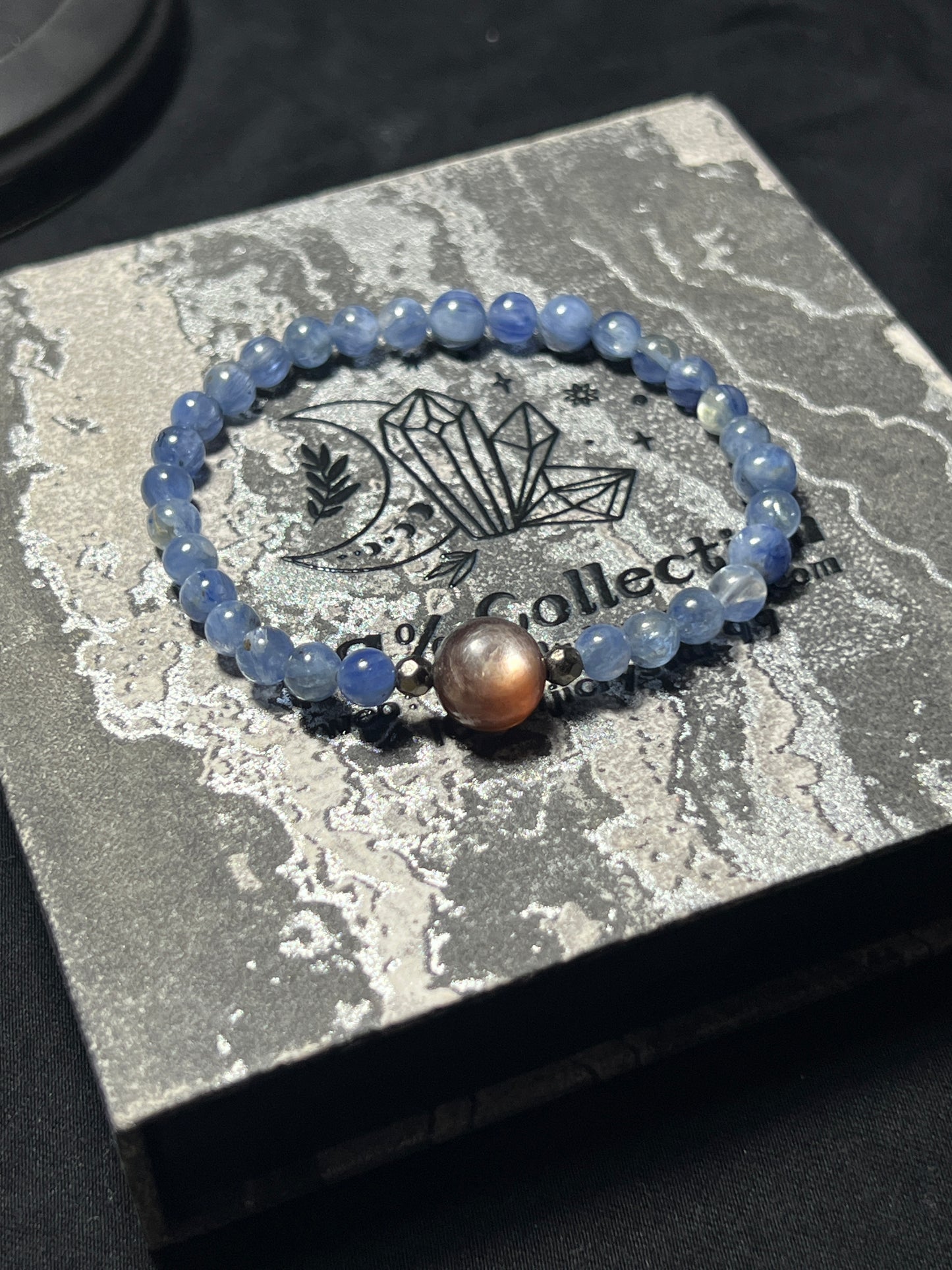 Design Bracelet | Natural Blue Kyanite & Purple Mica