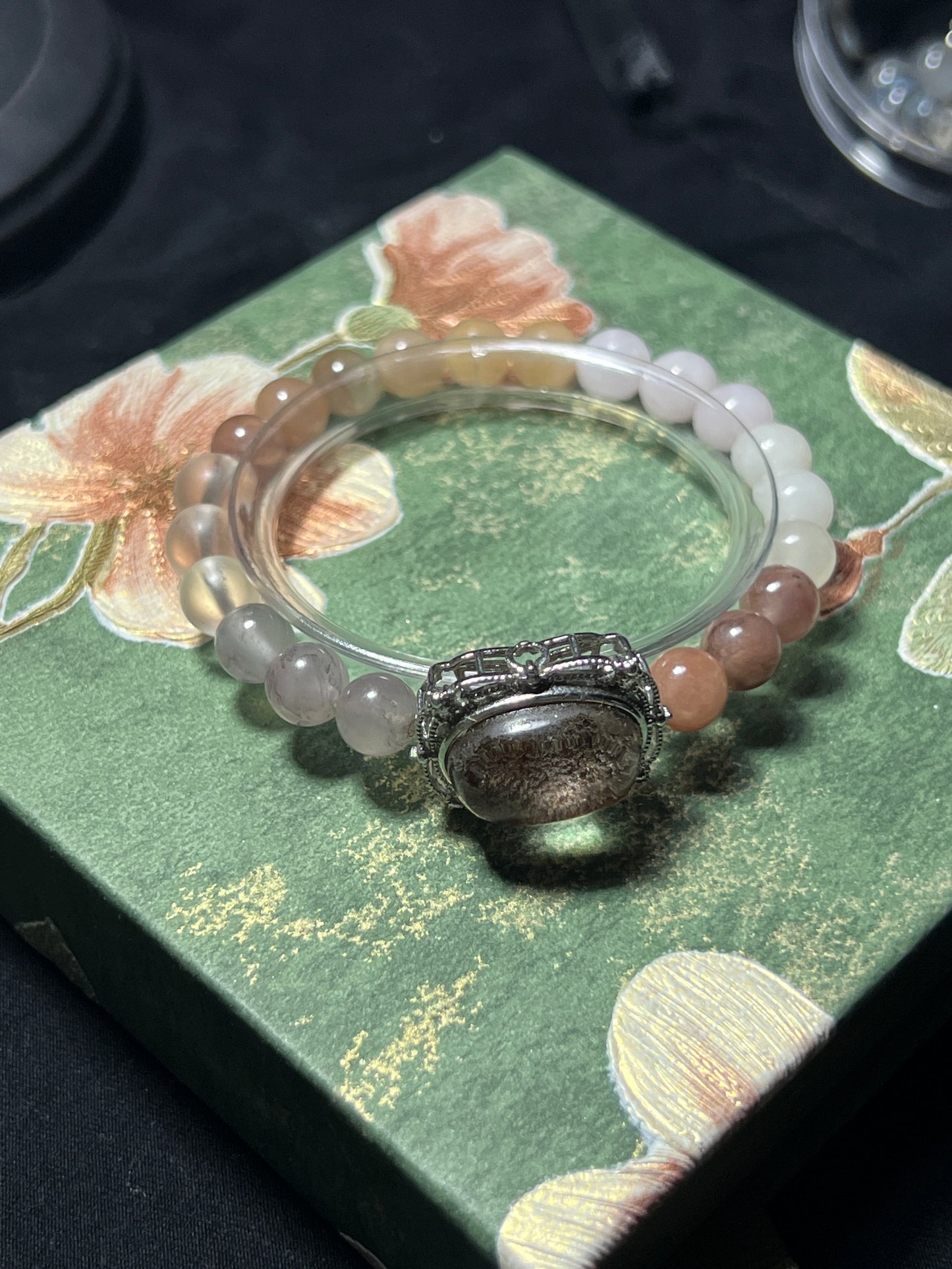 Design Bracelet | Phantom Quartz, Agate & Milky Quartz