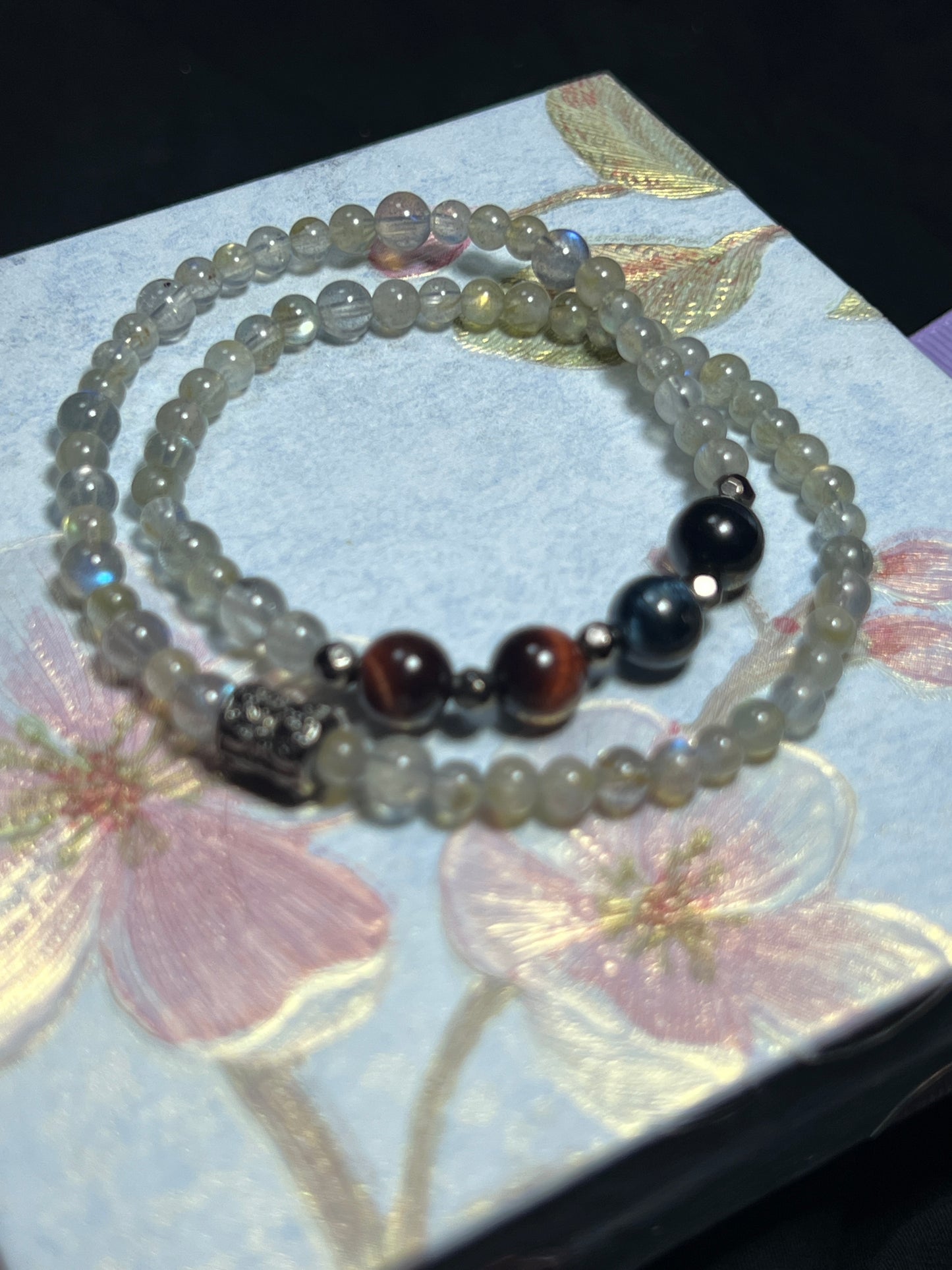 Design Bracelet | Natural Labradorite, Blue Tiger Eye & Red Tiger Eye