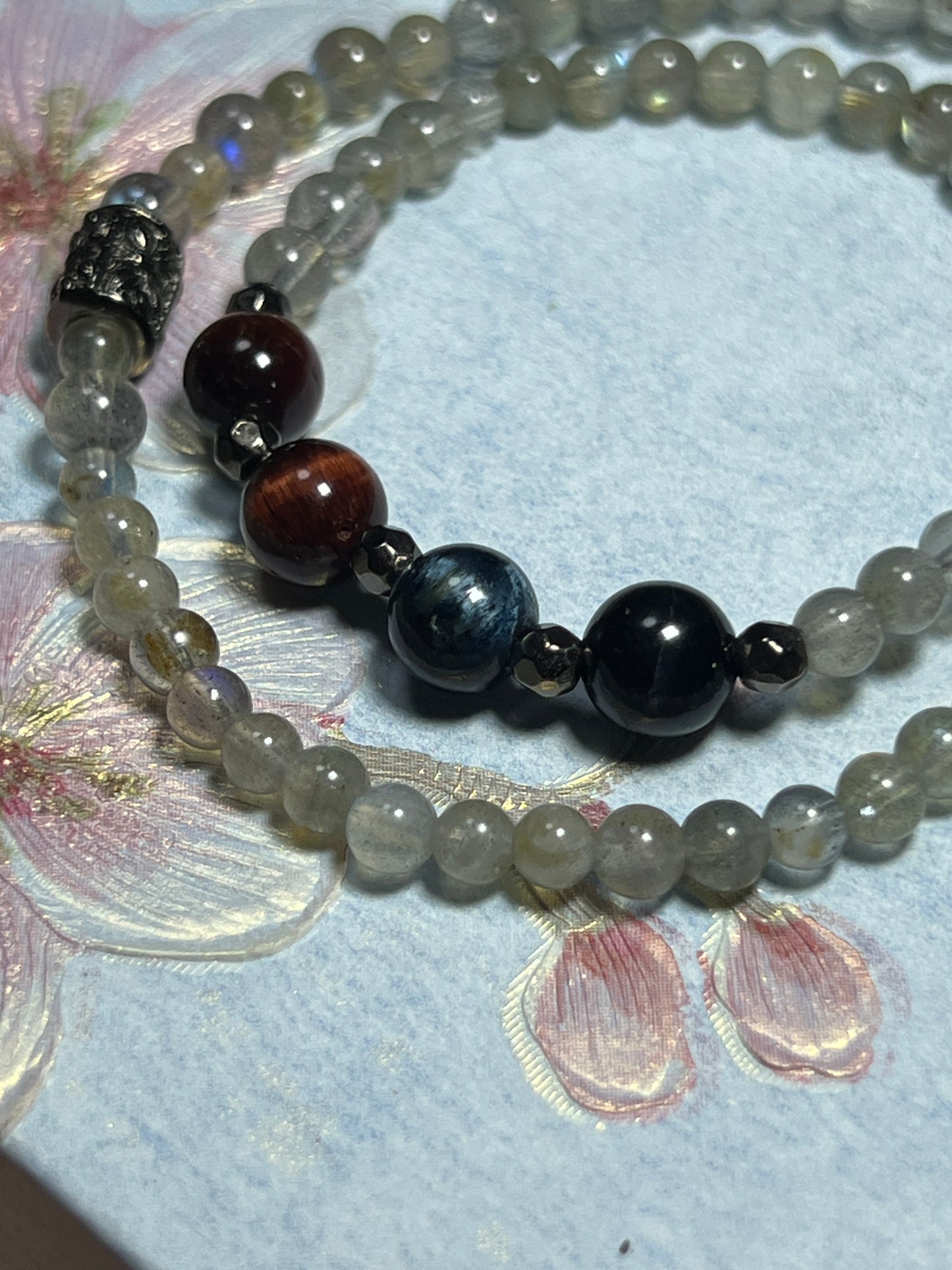Design Bracelet | Natural Labradorite, Blue Tiger Eye & Red Tiger Eye