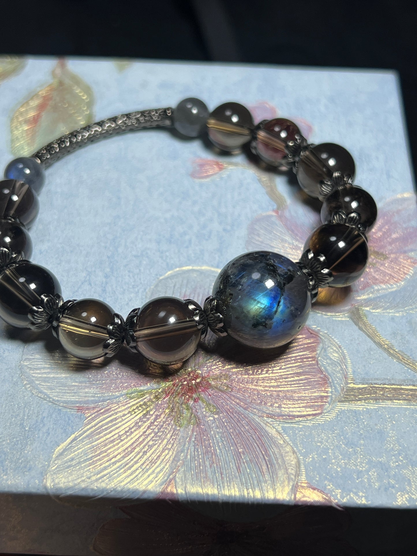 Design Bracelet | Natural Smoky Quartz & Labradorite